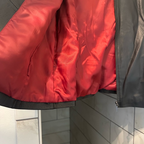 Worthington Black Leather Jacket-Lambskin. Worn 1x - Picture 9 of 11